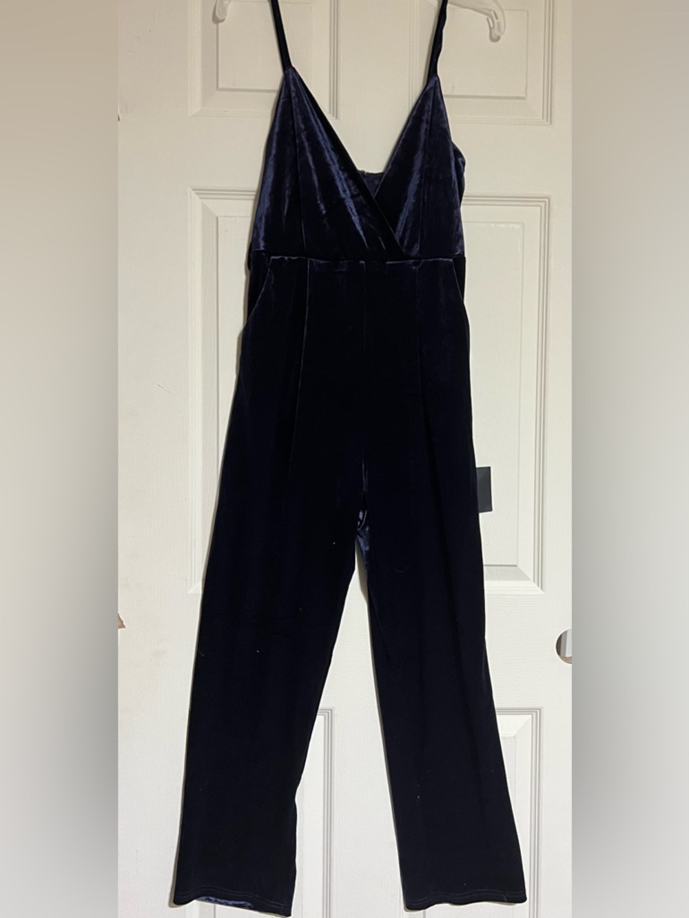 Lulu's Navy Velvet Sleeveless Jumpsuit